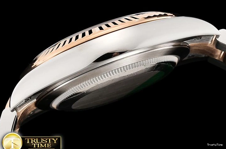 0220 R2DJ0244B – DJ2 41mm Packable 608